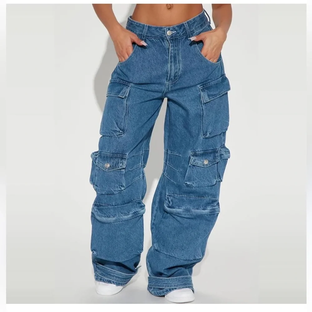 NWOT Daisy Blue‎ Wide Leg Cargo Jeans